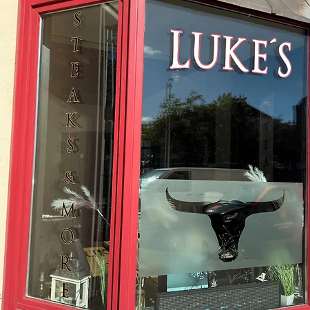 Corsten - Of Lukes Steaks & - Hotel 3*